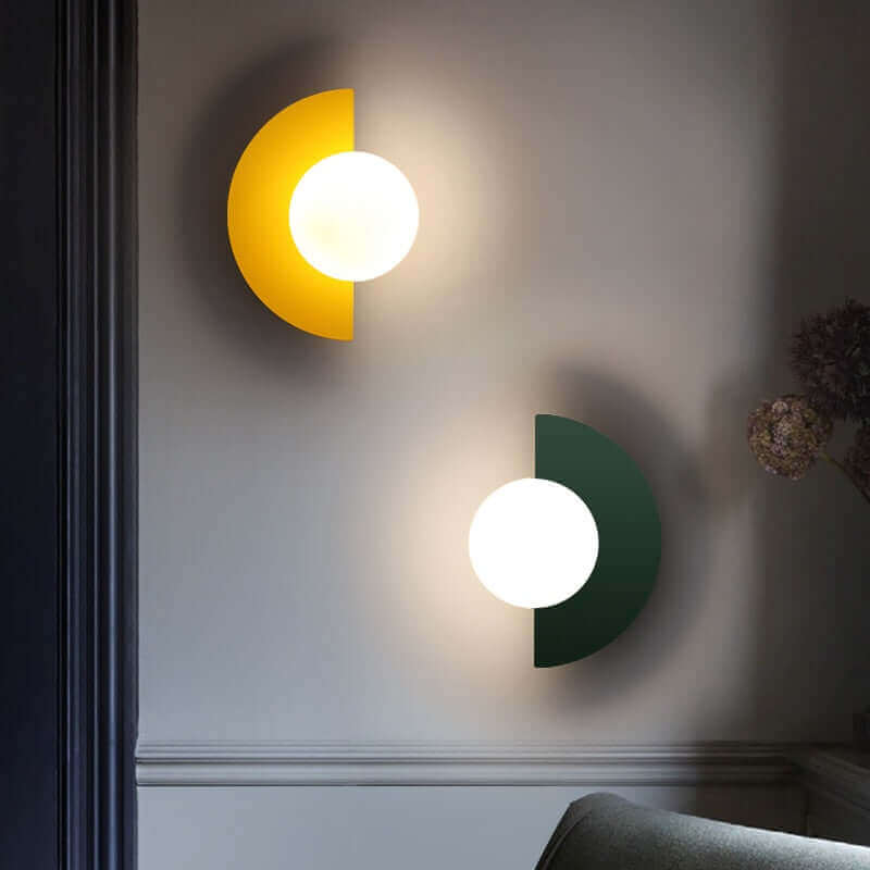 Befez | Modern Half Moon Metal Wall Light