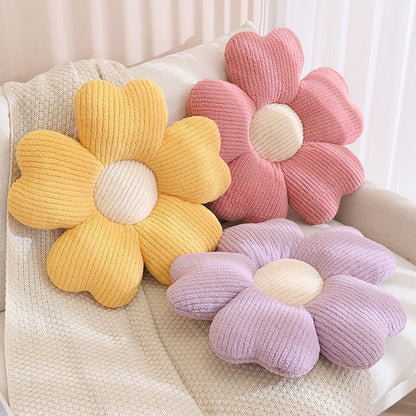 Soft Floral Pattern Pillow