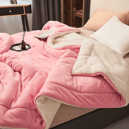 Cozy Plush Fleece Throw Blanket for Winter Comfort