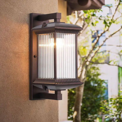 Durable Outdoor Wall Lamp Metal, Weatherproof Garden Light