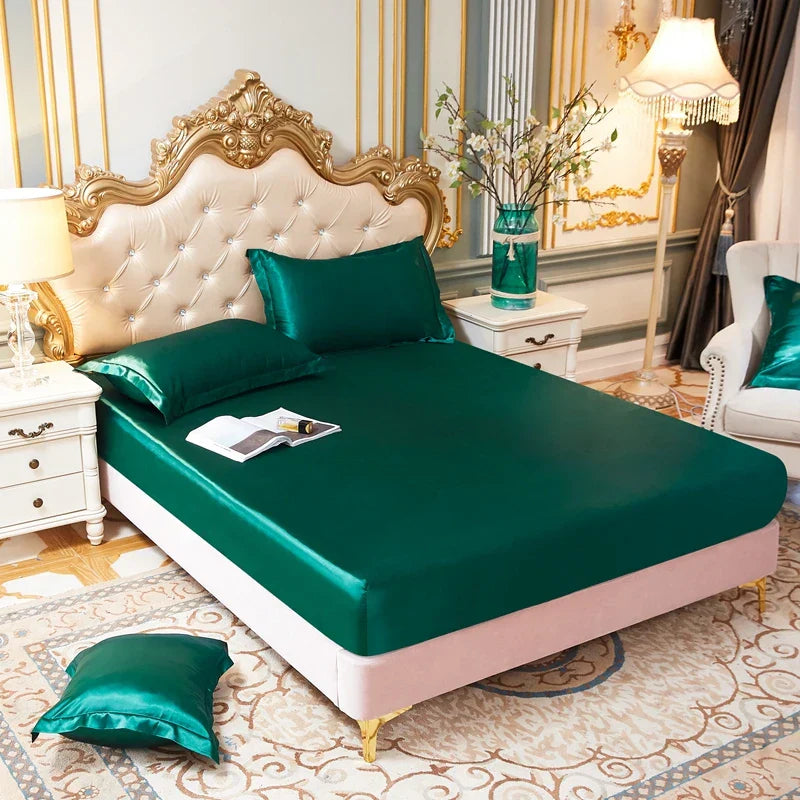 Luxurious Soft Fitted Bed Sheet with Free Pillowcases
