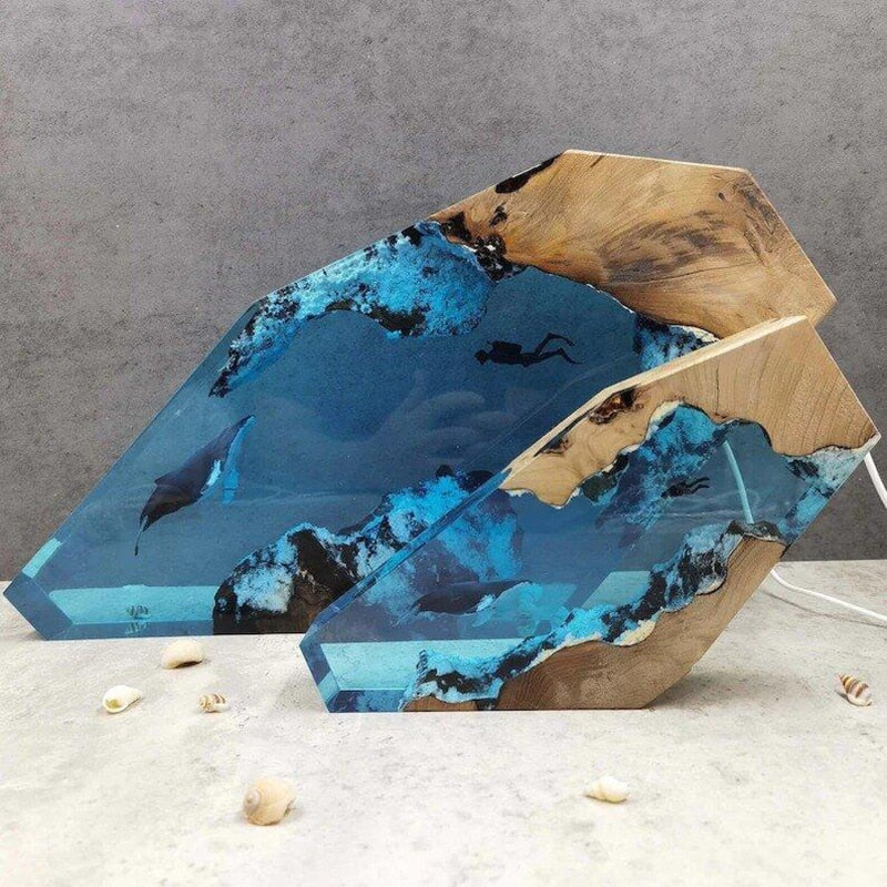Ocean Blue Diving Man Table Lamp Decoration