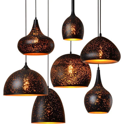 Rustic Metal Pendant Light in Classic Industrial Design