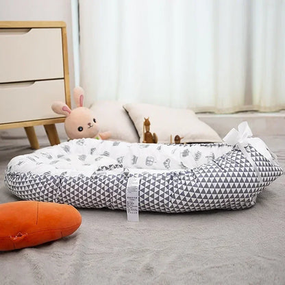 Portable Folding Baby Bed and Bassinet