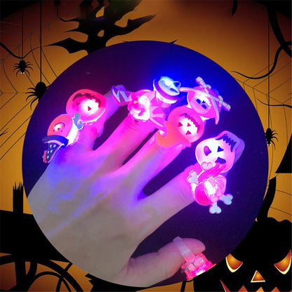Spooky Glow in Dark Skull Ring