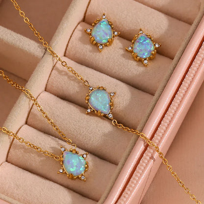 Delicate Sparkling Opal Jewelry Set