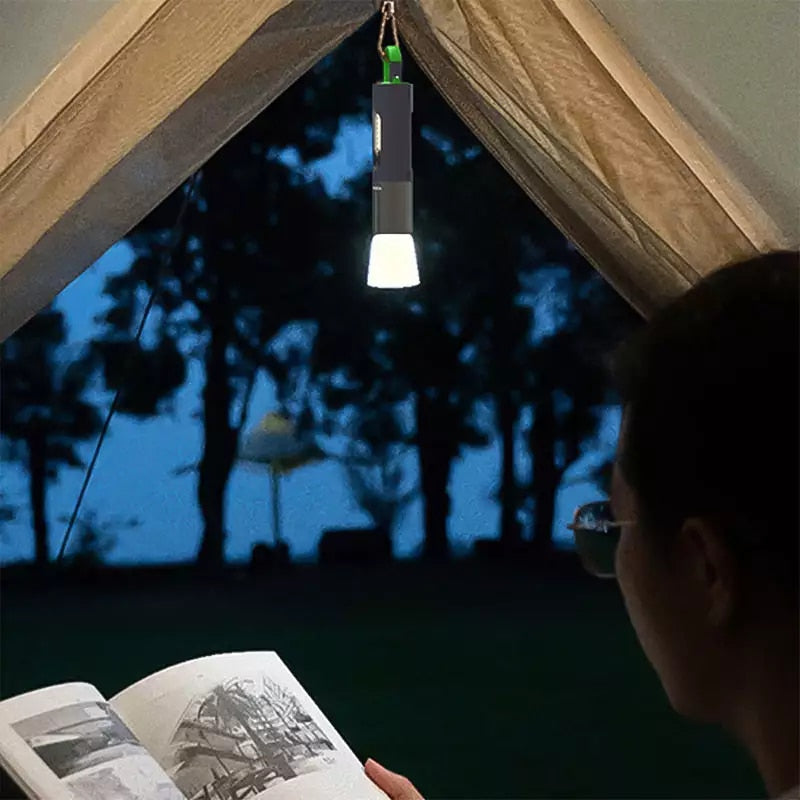 Bright Heavy Duty Water Resistant LED Flashlight