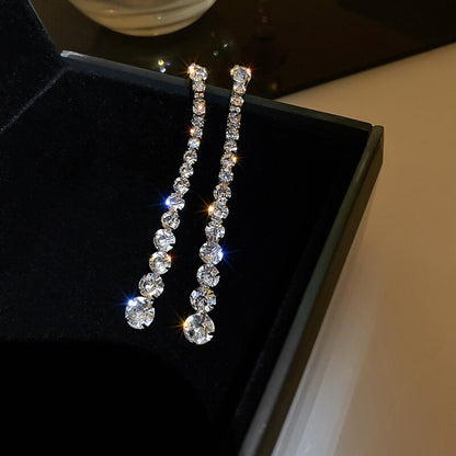 Beautiful Floral Drop Chain Earrings