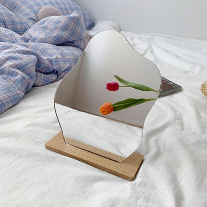 Stylish Curved Wall Mirror