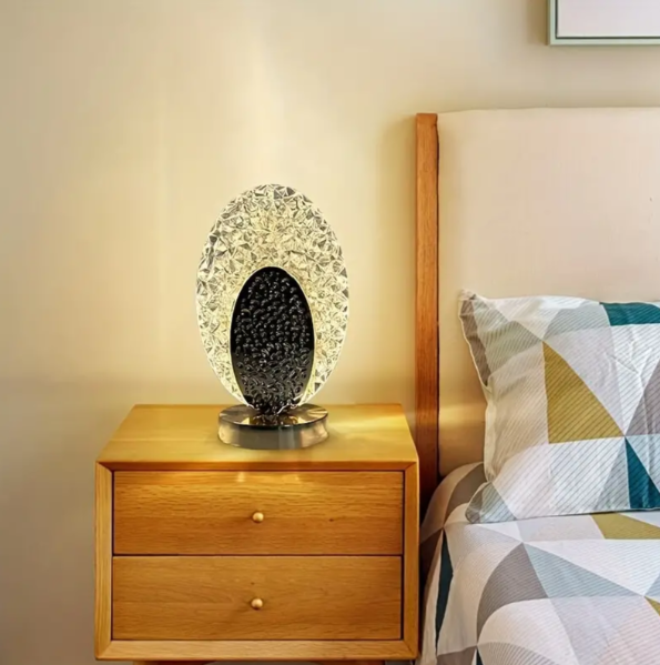 Stylish Peacock Table Light