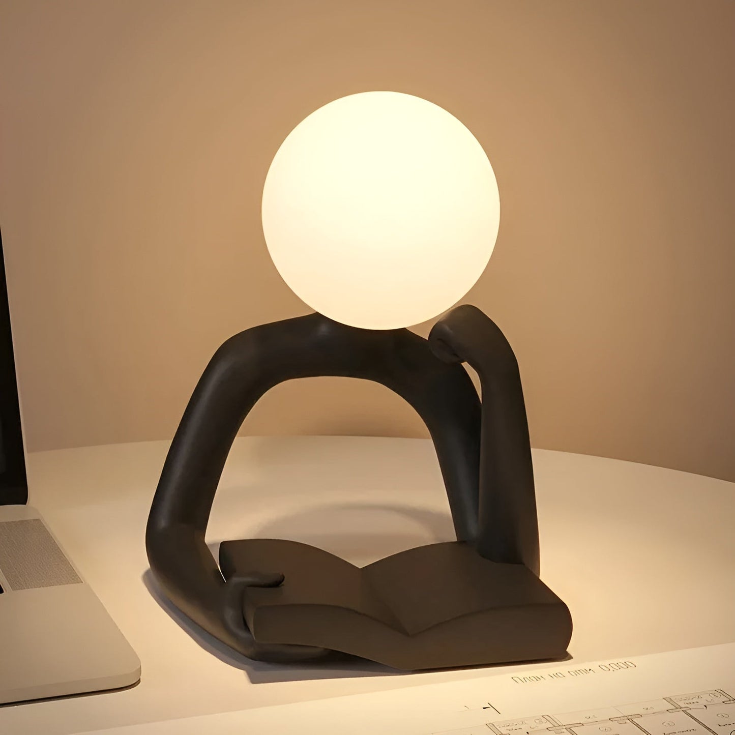 Elegant Contemporary Table Light - Befez