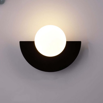 Befez | Modern Half Moon Metal Wall Light