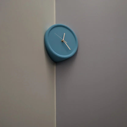 Quiet Modern Wall Clock No Drilling Needed - Befez