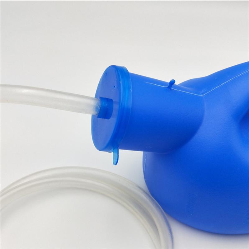 Compact Travel Urine Container