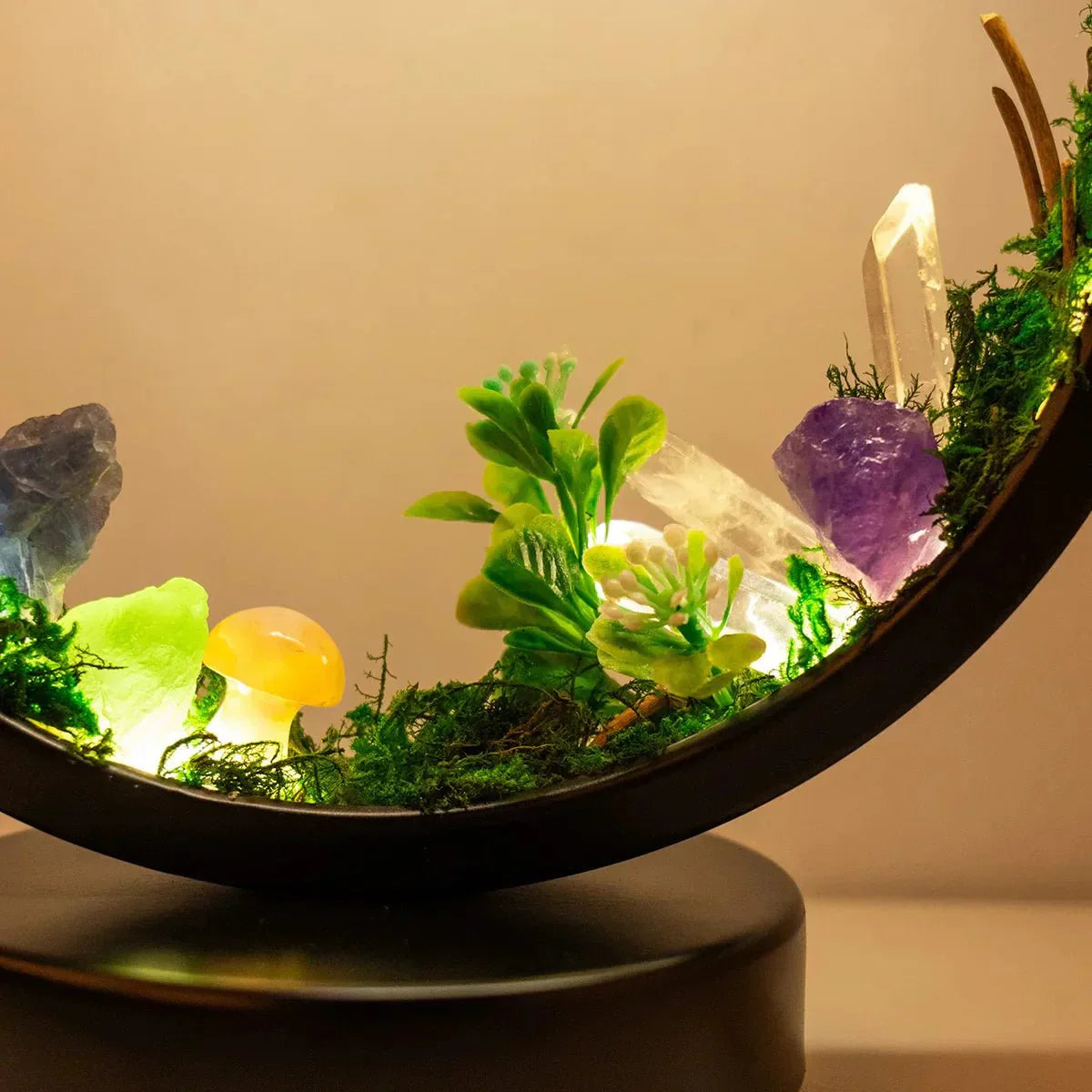Beautiful Night Lamp with Green Crystal Accent