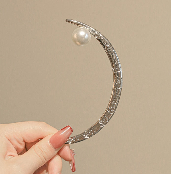 Retro Crescent Moon Hair Pins