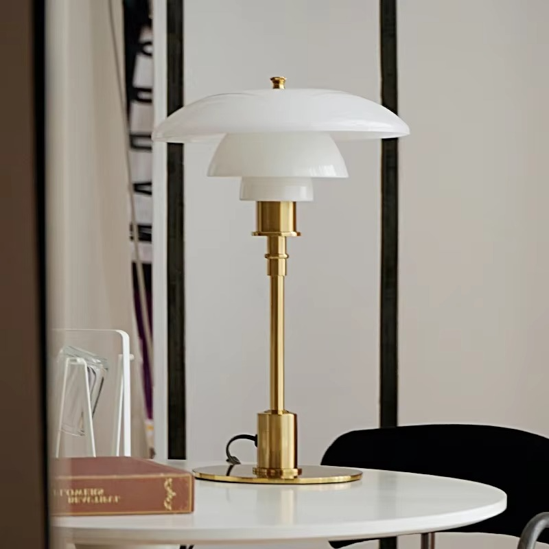 Simple Nordic Style Desk Lamp