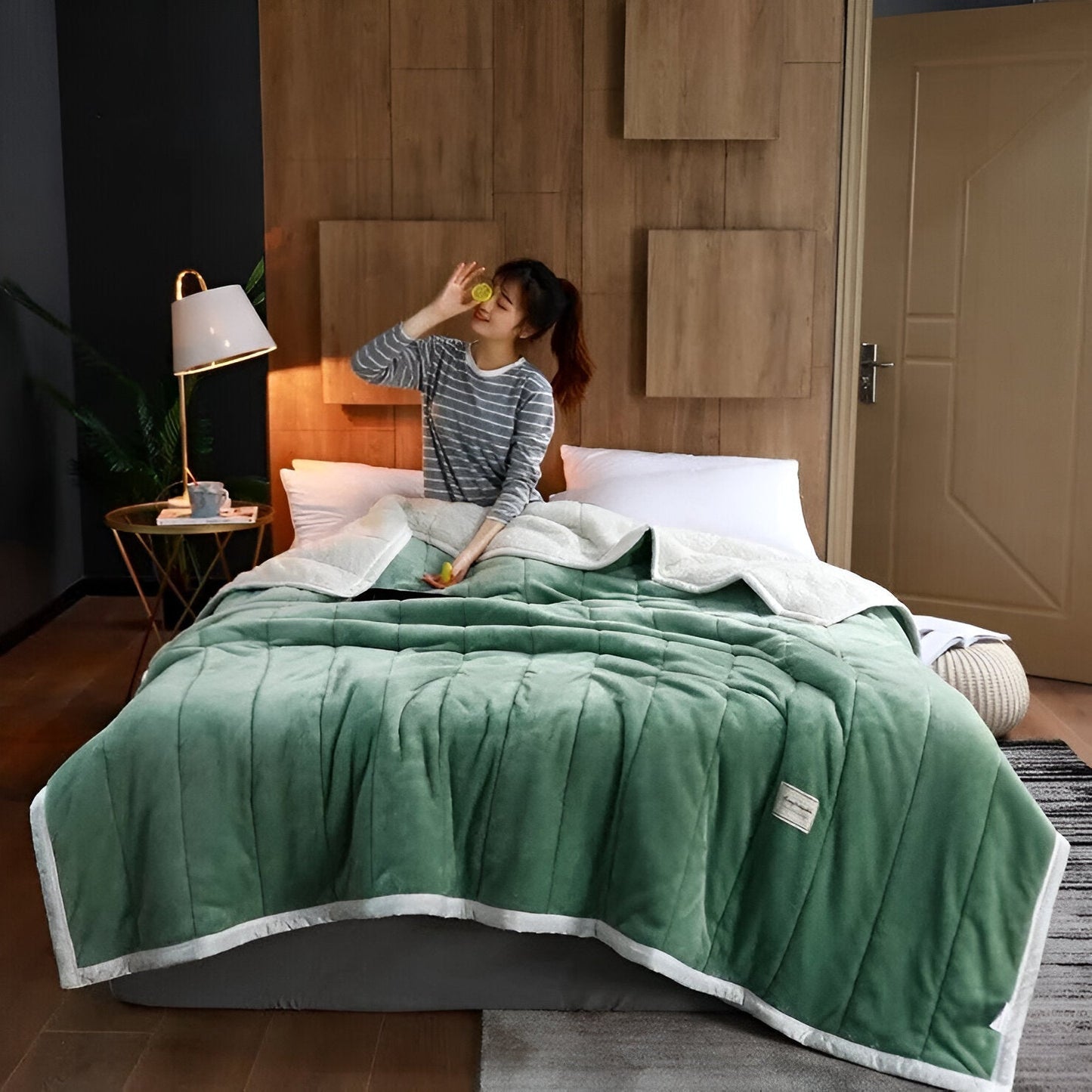Plush Fleece Blanket Ultra Soft and Warm Premium Quality