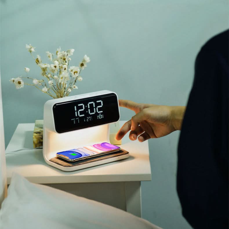 Simple Digital Alarm Clock with Adjustable Brightness