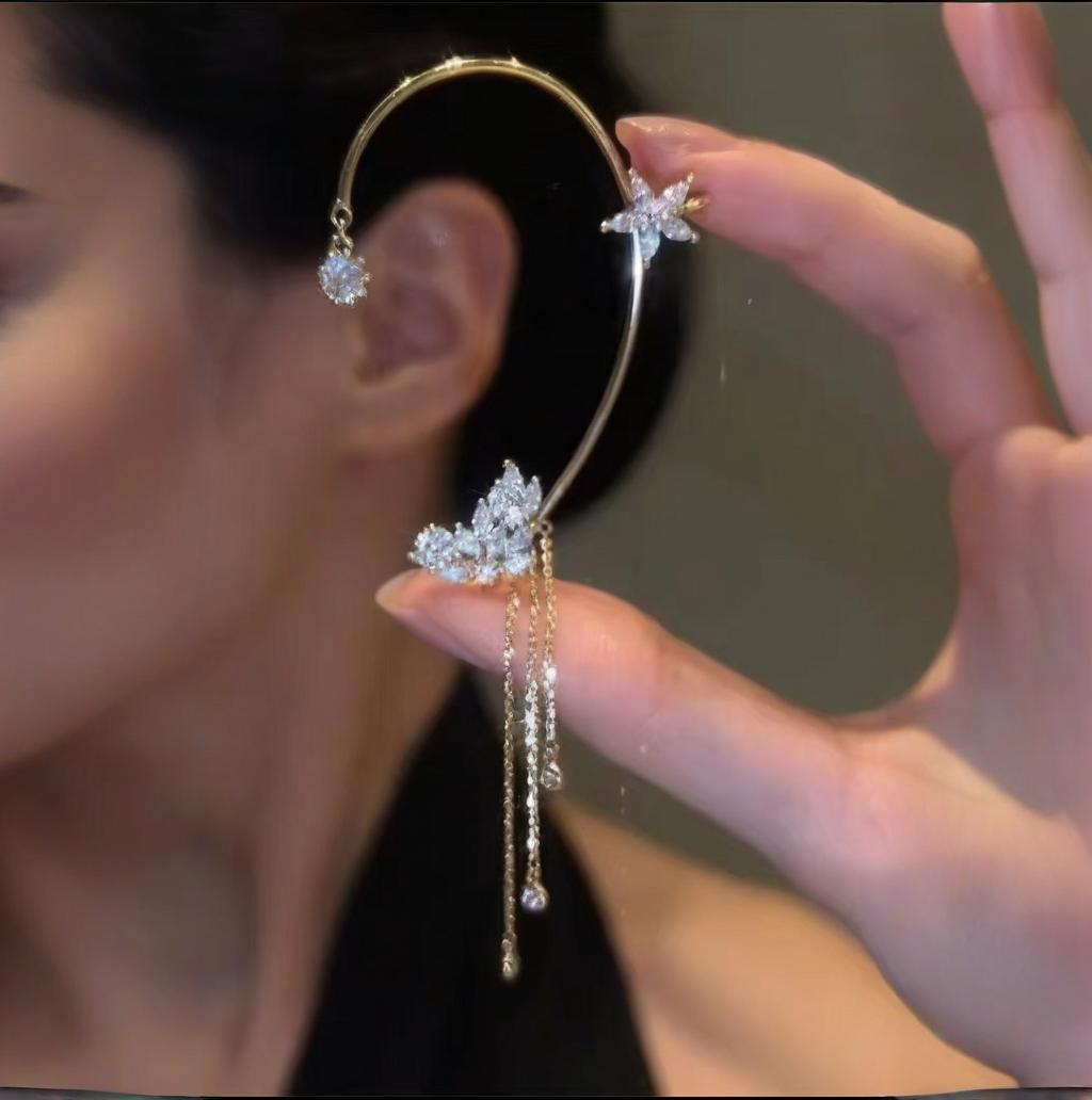 Befez | Glamorous Drop Earrings with Butterfly Motif and Sparkling Zirconia
