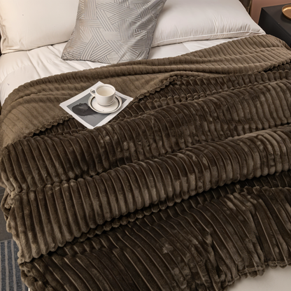 Cozy Plaid Fleece Throw Blanket Soft and Breathable