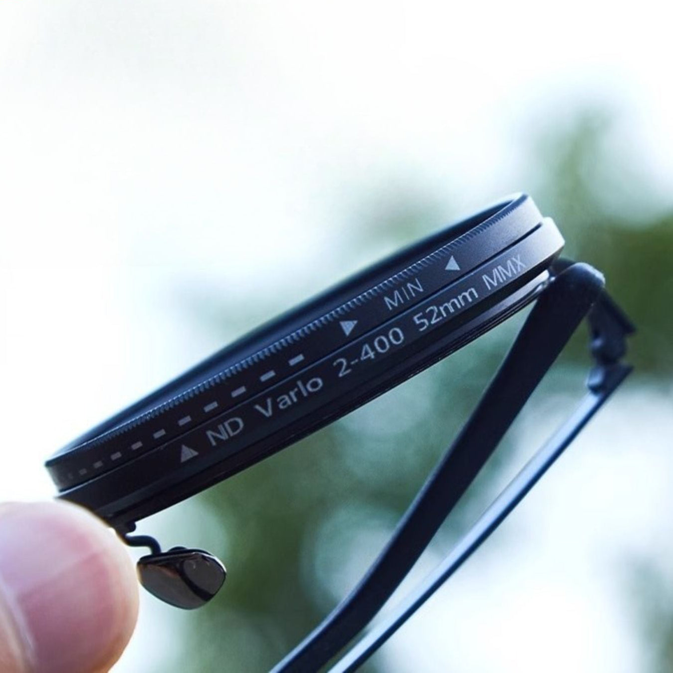 Classic Round Polarized Shades with Adjustable Tint