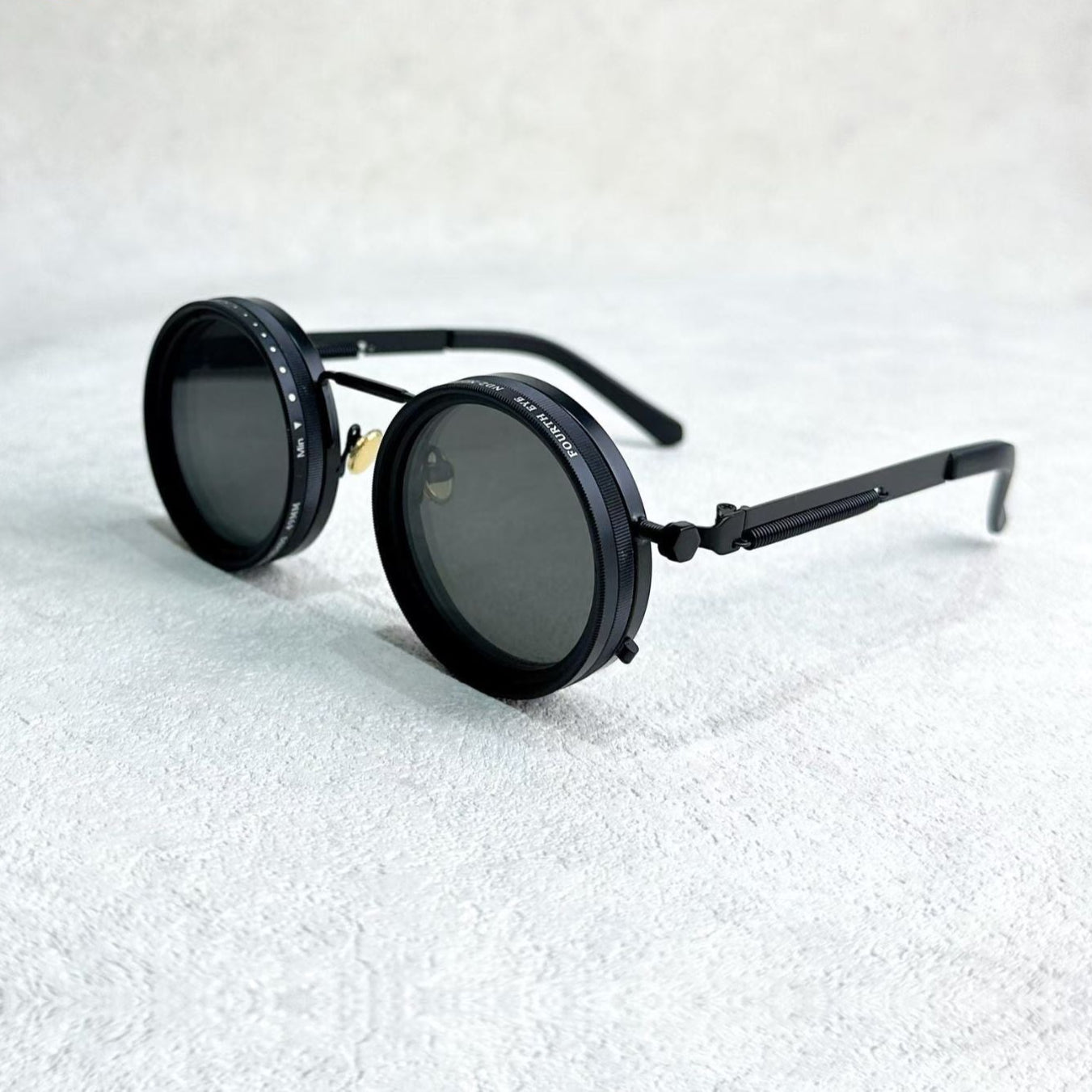 Classic Round Polarized Shades with Adjustable Tint