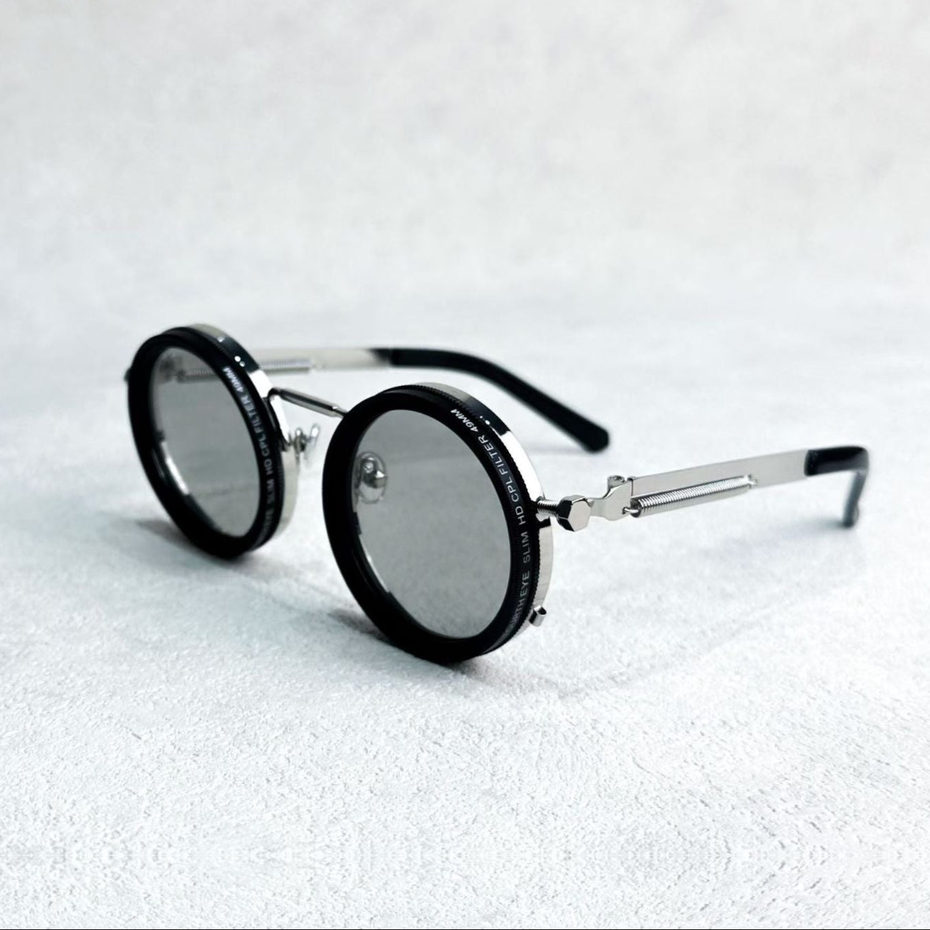 Classic Round Polarized Shades with Adjustable Tint