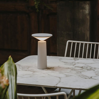 Befez | Slim LED Table Lamp Stylish Adjustable Light