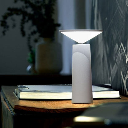 Befez | Slim LED Table Lamp Stylish Adjustable Light