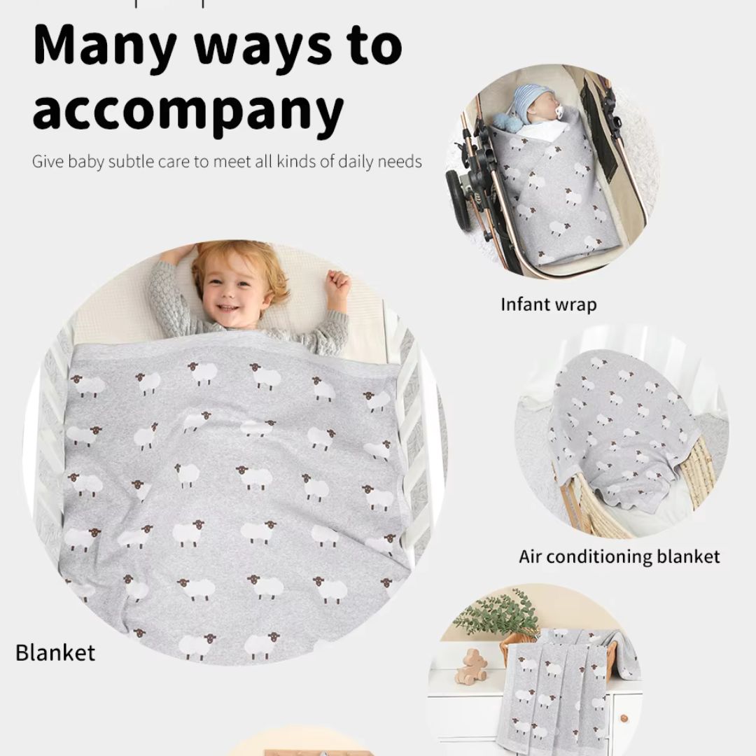 Cozy Baby Blanket with Cute Sheep Design