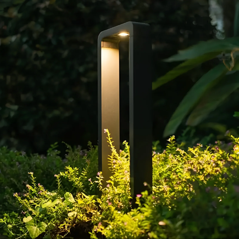 Bright Outdoor LED Garden Lights