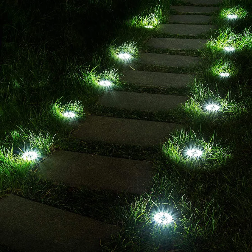 Green Solar Powered Outdoor Lamp