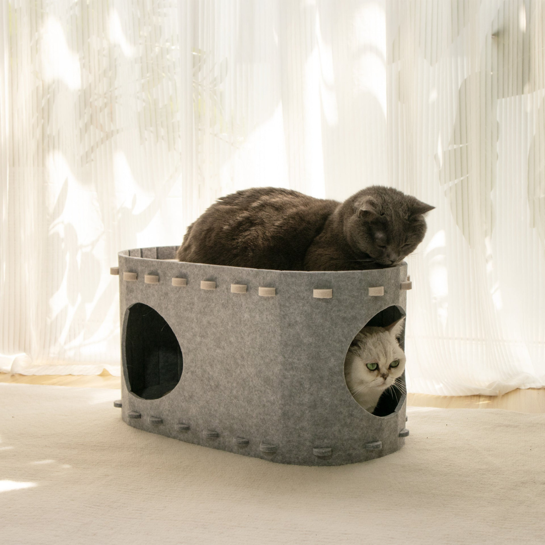 Soft Faux Fur Kitty Hideaway