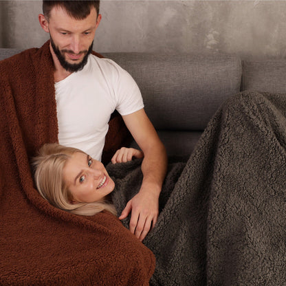 Soft Plush Waterproof Throw Blanket