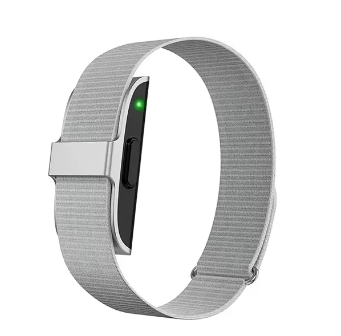 Slim Fitness Tracker with Heart Rate and Step Tracking