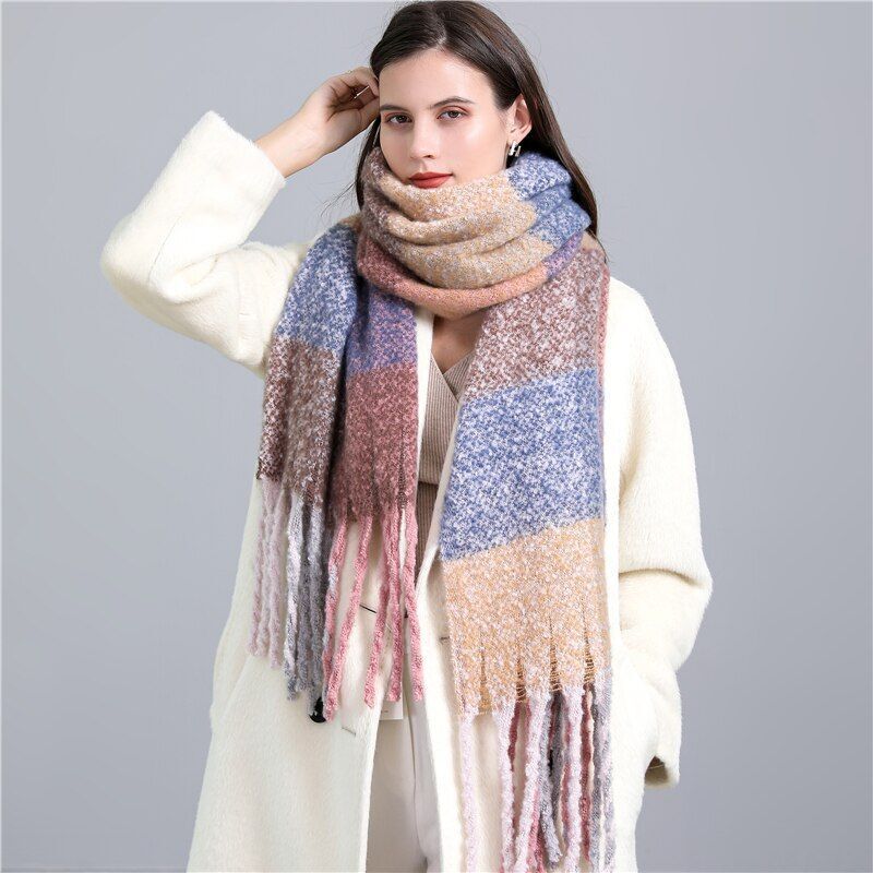 Soft Plaid Scarf – Warm Winter Fashion Accessory