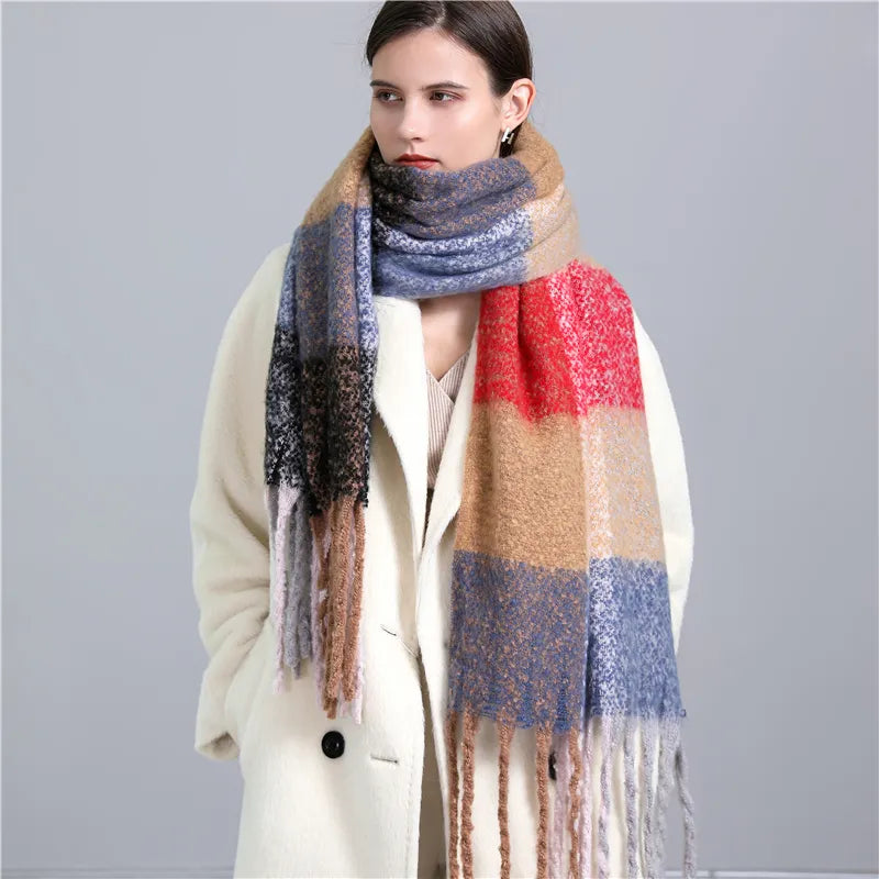 Soft Plaid Scarf – Warm Winter Fashion Accessory