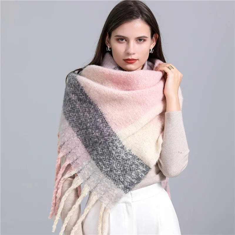 Soft Plaid Scarf – Warm Winter Fashion Accessory