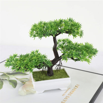 Small Realistic Bonsai Tree Office Decoration