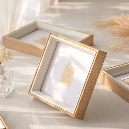 Stylish Gold Border Picture Frame