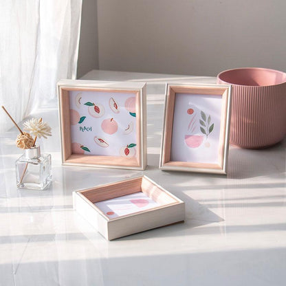 Stylish Gold Border Picture Frame