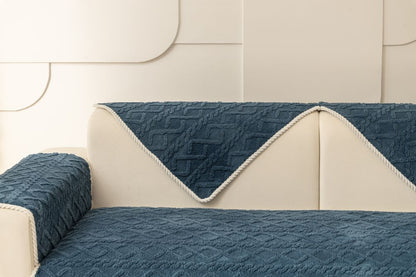 Fitted One-Piece Couch Cover