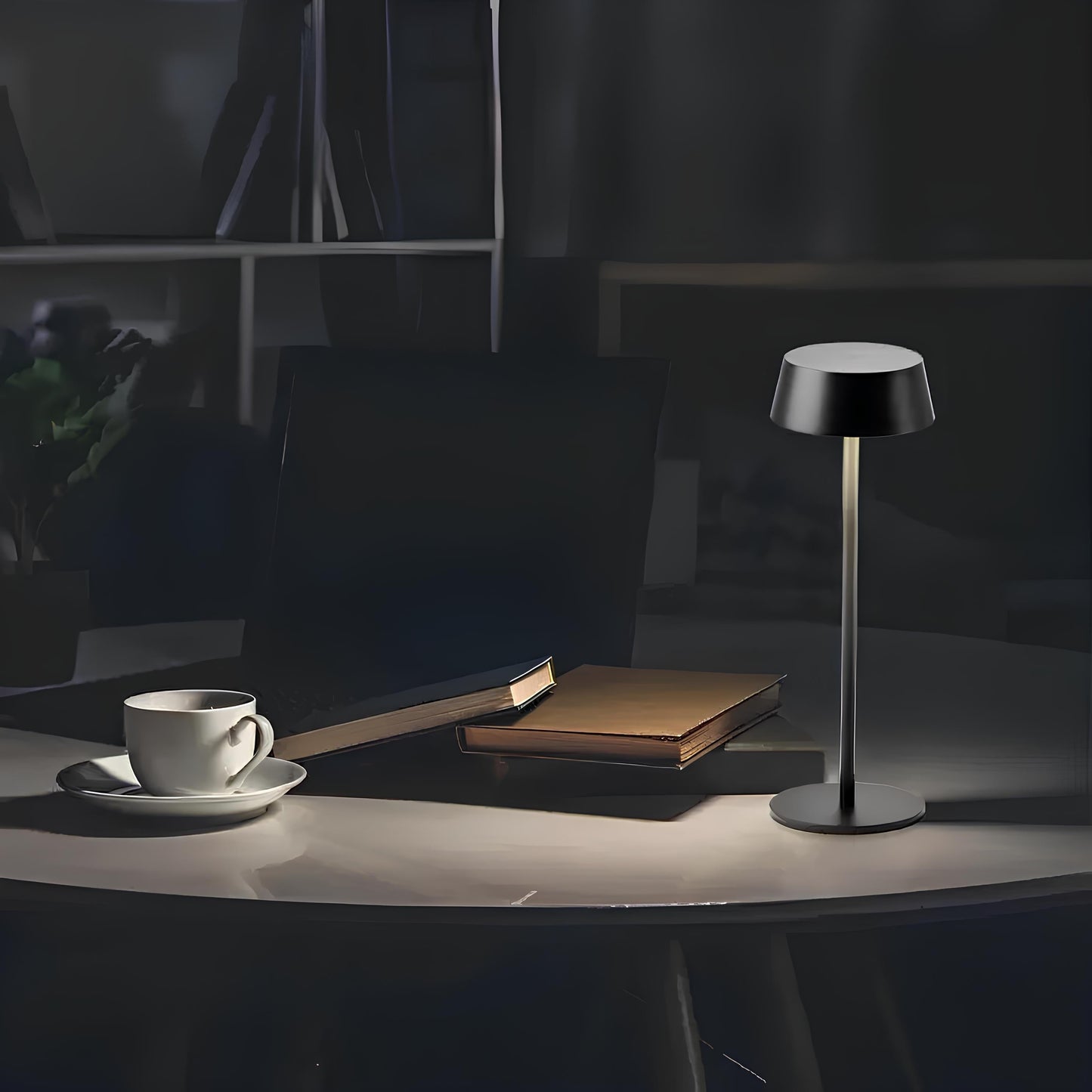 Befez | Slim Contemporary Desk Lamp
