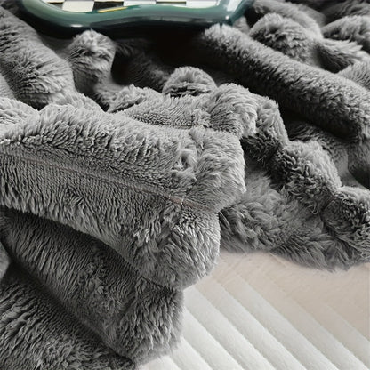 Plush Faux Fur Soft Blanket for Cozy Warmth