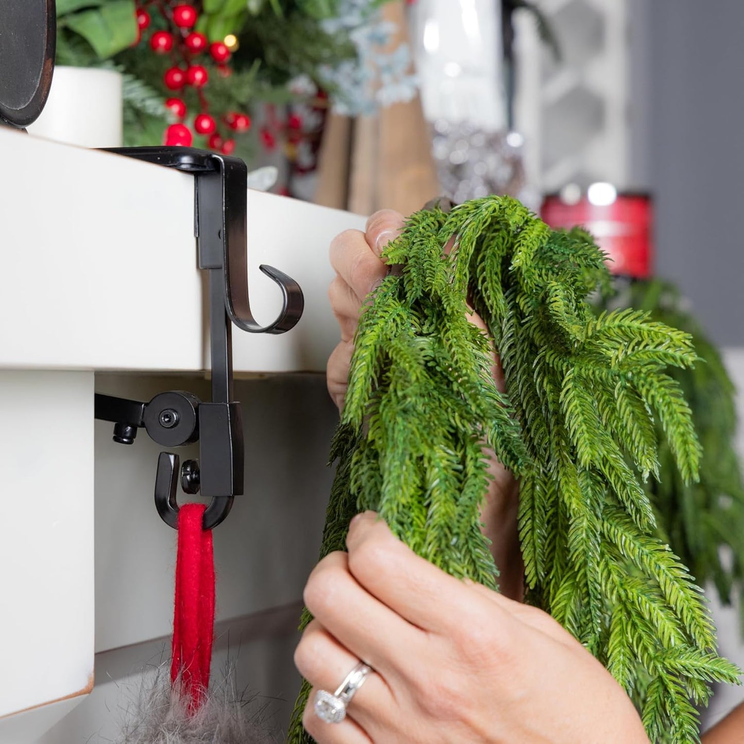 Easy Hang Christmas Tree Ornament Clips
