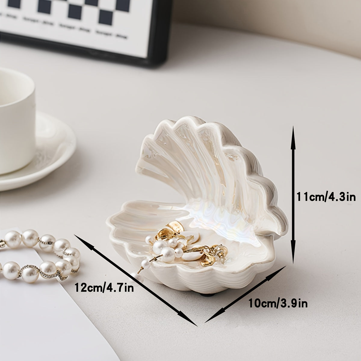 Delicate White Ceramic Jewelry Holder
