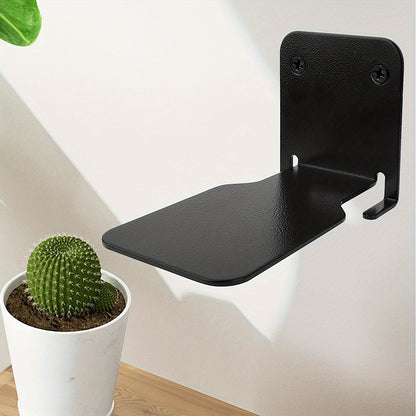Simple Metal Bookshelf Decor