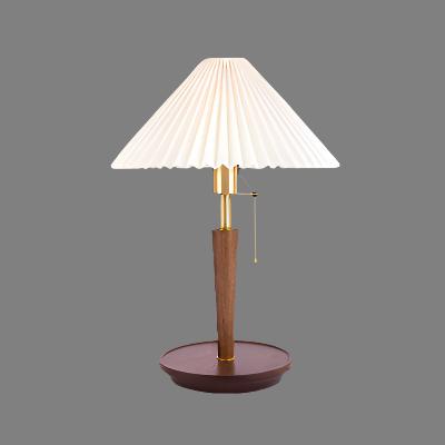 Classic Wooden Table Lamp with Shade - Befez