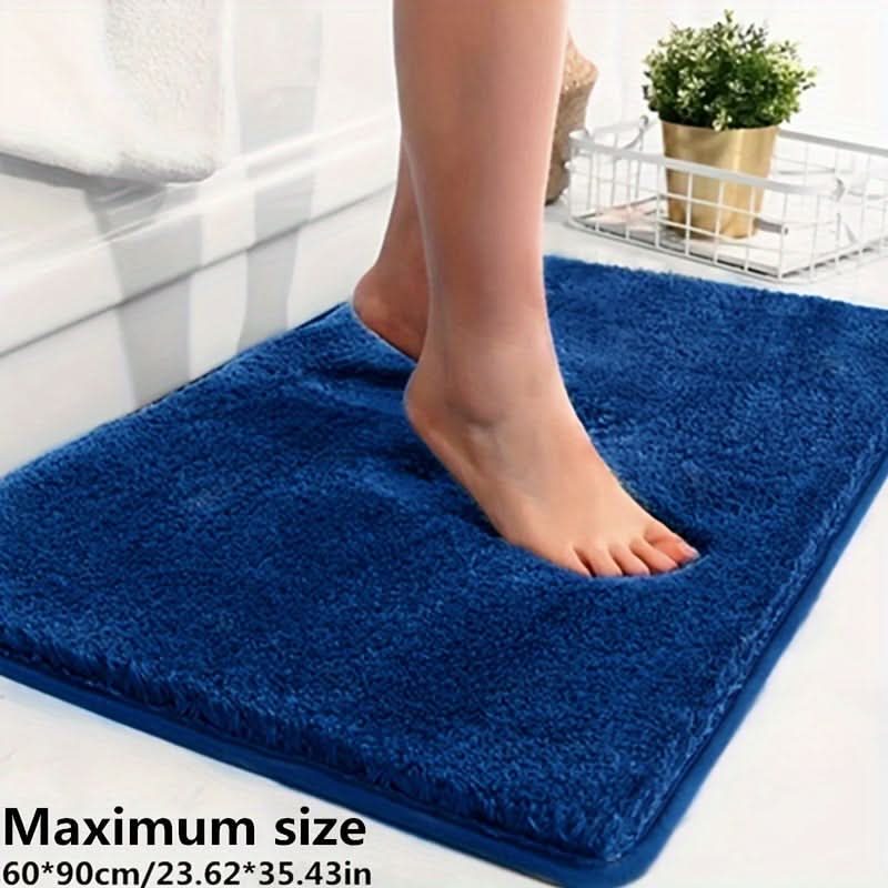 Plush Bathroom Mat with Extra Grip and Absorbency